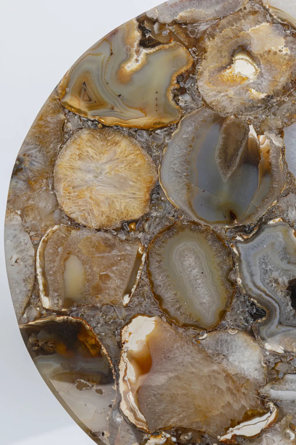 agate_base_sivupyt_luonnonkivi_metalli_cm_3.webp Sohvapöydät>KARE Design Agate Base Sivupöytä, Luonnonkivi, Metalli Ø25cm