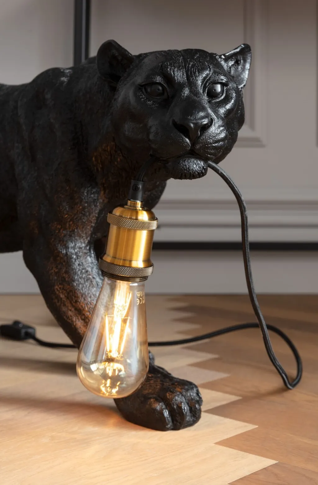 animal_bagheera_pantteri_lattiavalaisin_cm_11.webp Lattiavalaisimet | Olohuone>KARE Design Animal Bagheera Pantteri Lattiavalaisin 40cm