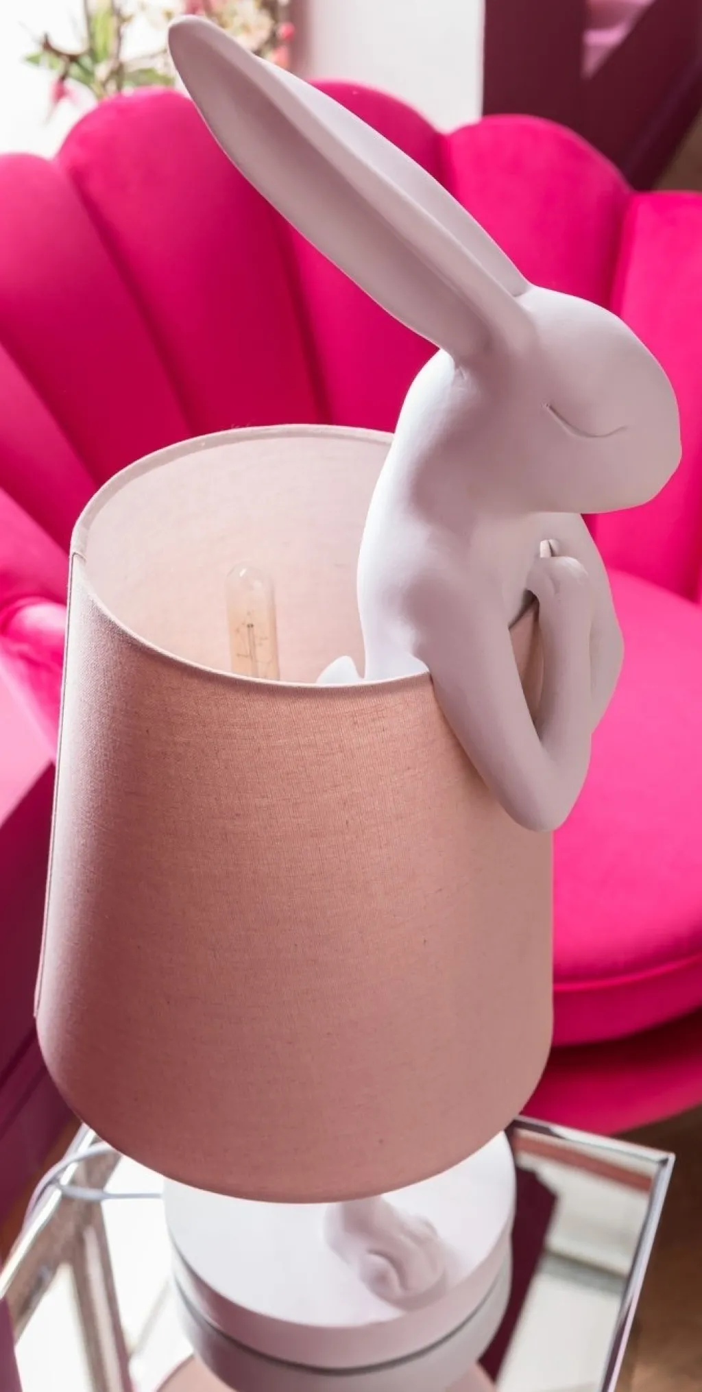 animal_rabbit_pytvalaisin_pupulamppu__vaaleanpunvalkoinen_cm_11.webp Pöytävalaisimet>KARE Design Animal Rabbit Pöytävalaisin, Pupu-lamppu - Vaaleanpun./valkoinen 68cm
