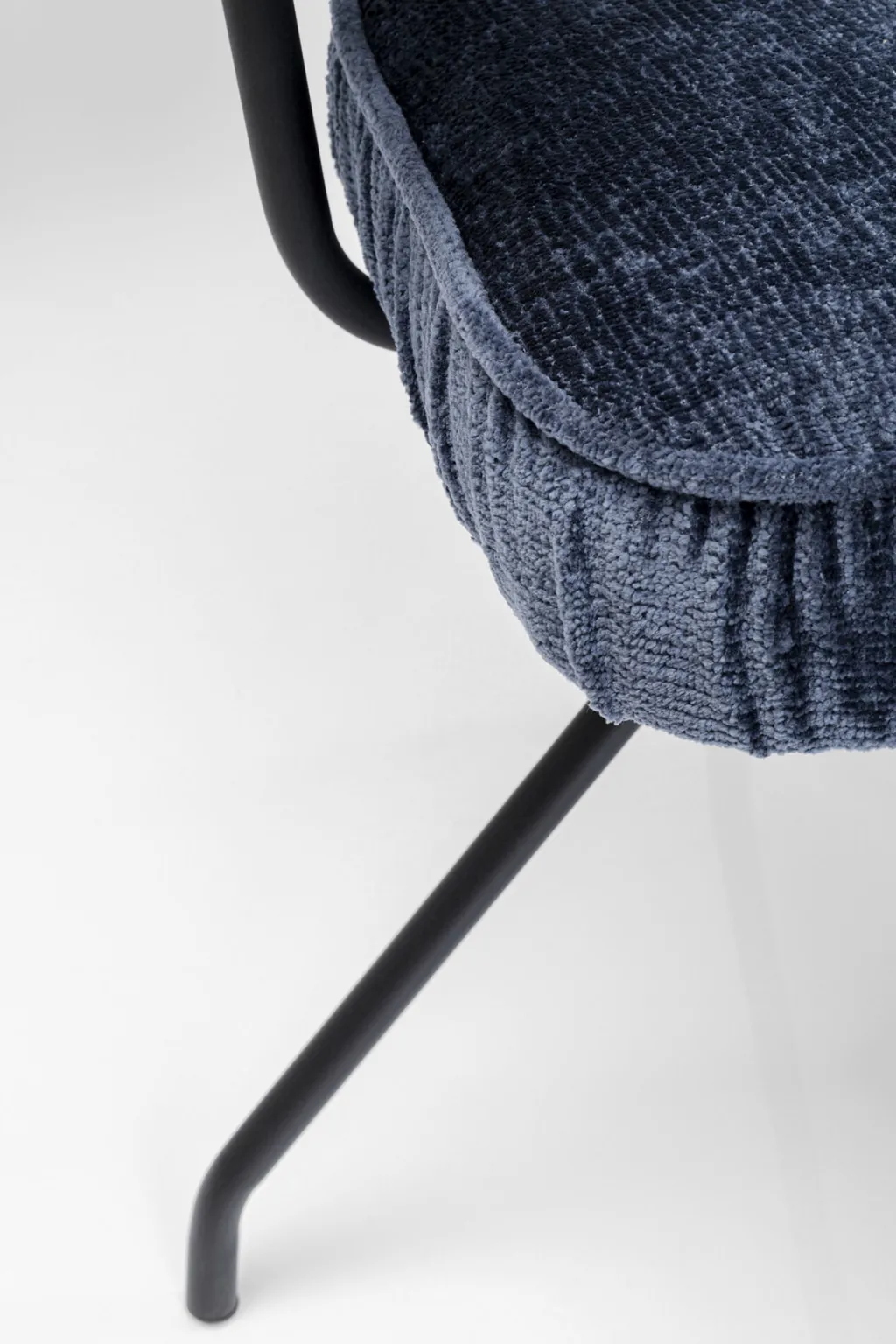 arabella_kntyv_tuoli_sininen_6.webp Tuolit>KARE Design Arabella Kääntyvä Tuoli Sininen