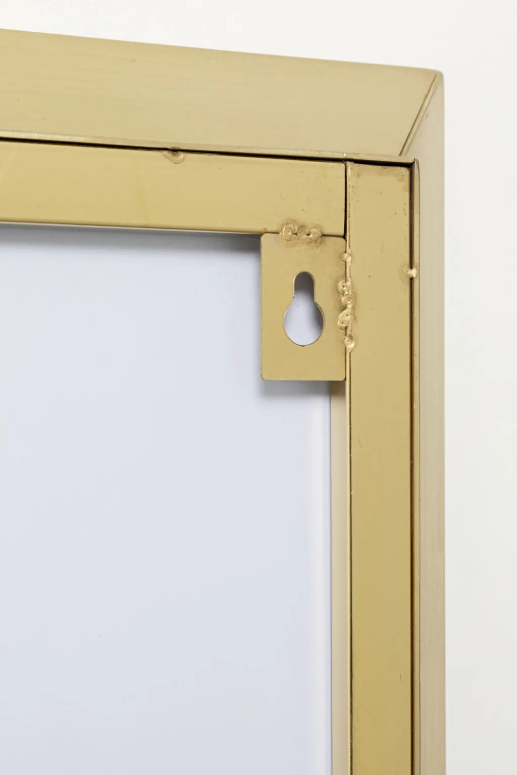 arezzo_brass_seinpeili_messinki_xcm_3-1.webp Peilit>KARE Design Arezzo Brass Seinäpeili Messinki 80x120cm