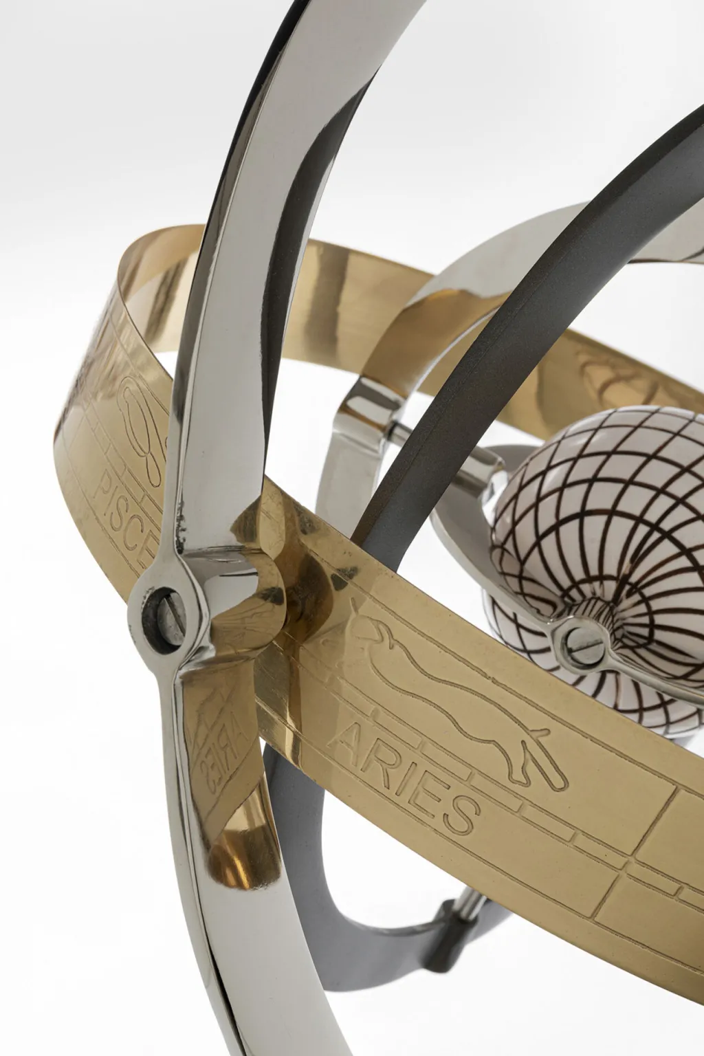 armillary_koristeesine_cm_7.webp Koriste-Esineet>KARE Design Armillary Koriste-esine 63cm