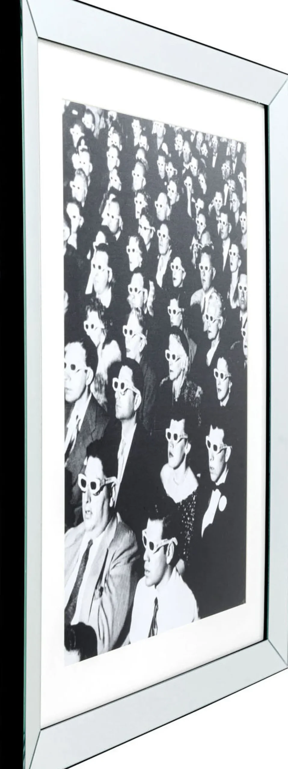 audience_kehystetty_taulu_xcm_1.webp Taulut>KARE Design Audience Kehystetty Taulu 85x105cm