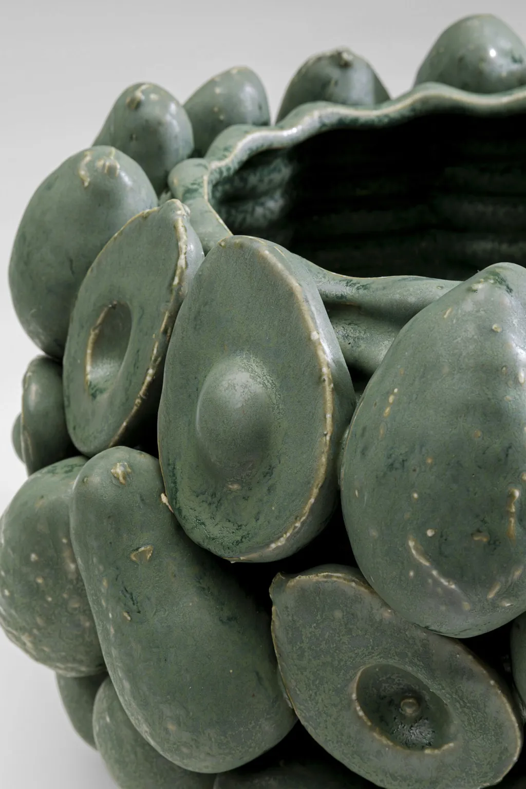 avocados_maljakko__cm_0-1.webp Maljakot | Olohuone>KARE Design Avocados Maljakko 23 Cm