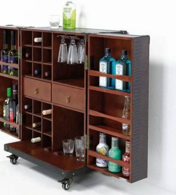 Baarit>KARE Design Bar Cabinet Globetrotter Baarikaappi, Medium