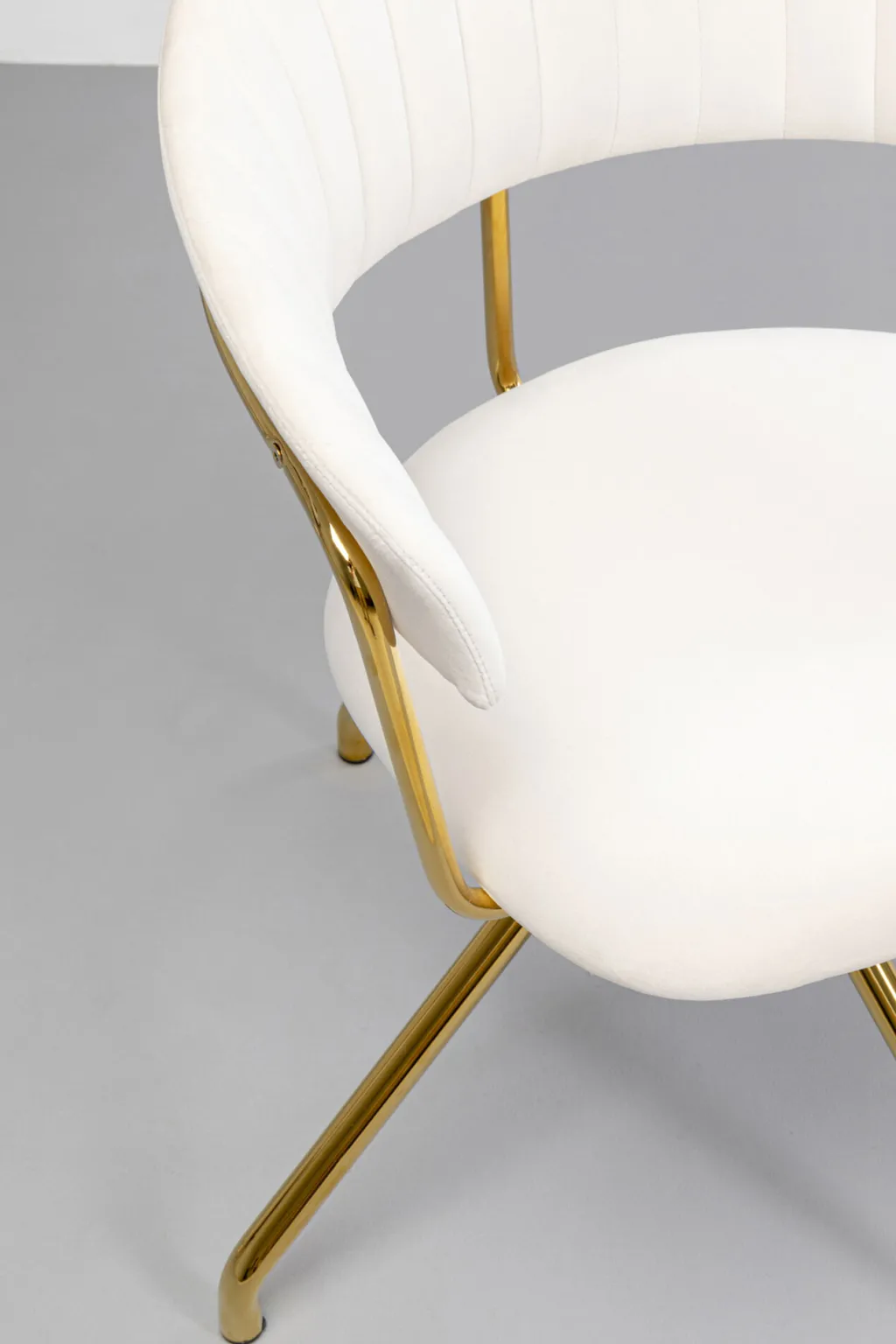 belle_velvet_kntyv_tuoli_samettia_kermanvrinen_4.webp Tuolit>KARE Design Belle Velvet Kääntyvä Tuoli, Samettia, Kermanvärinen