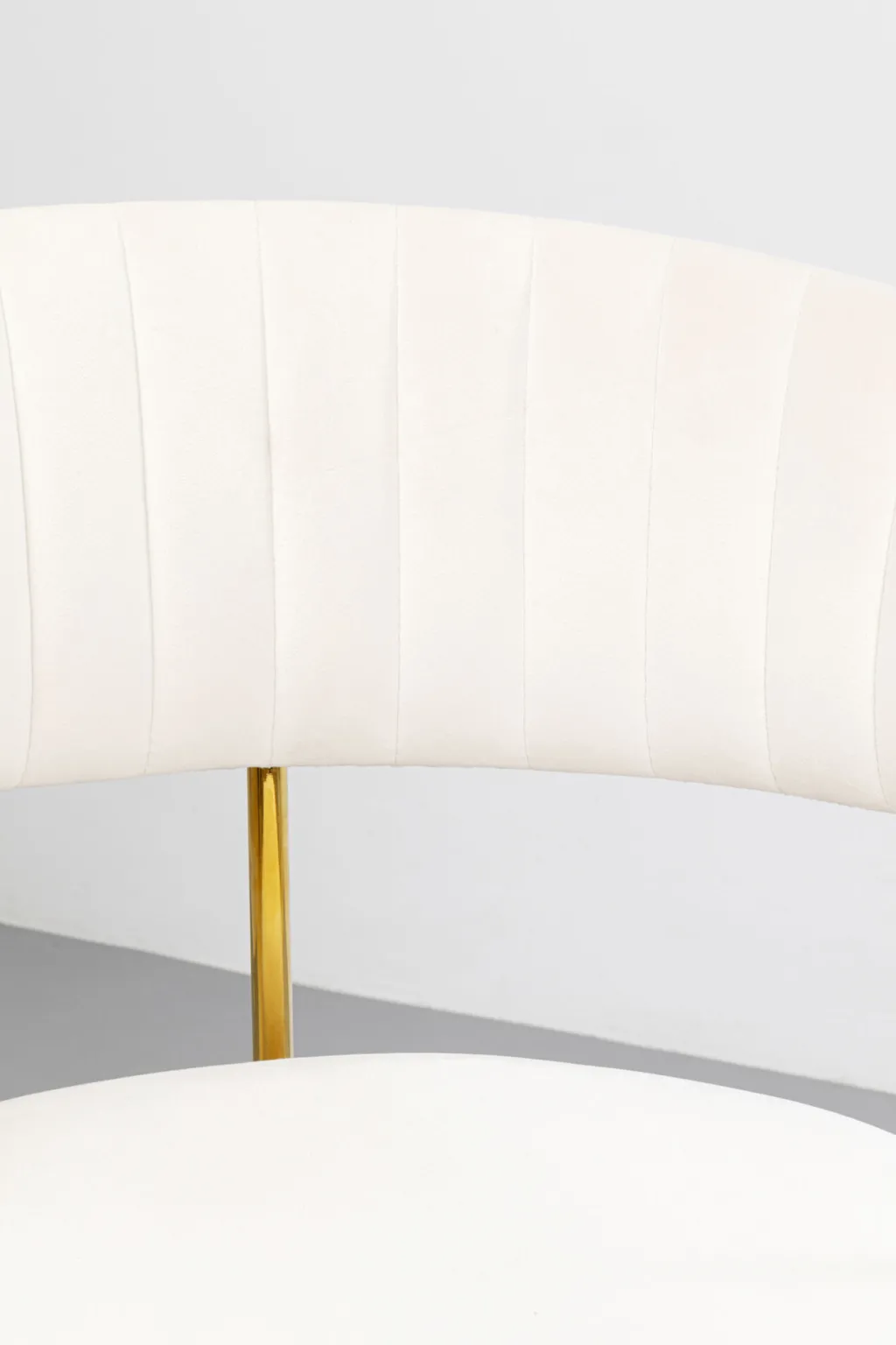 belle_velvet_kntyv_tuoli_samettia_kermanvrinen_6.webp Tuolit>KARE Design Belle Velvet Kääntyvä Tuoli, Samettia, Kermanvärinen
