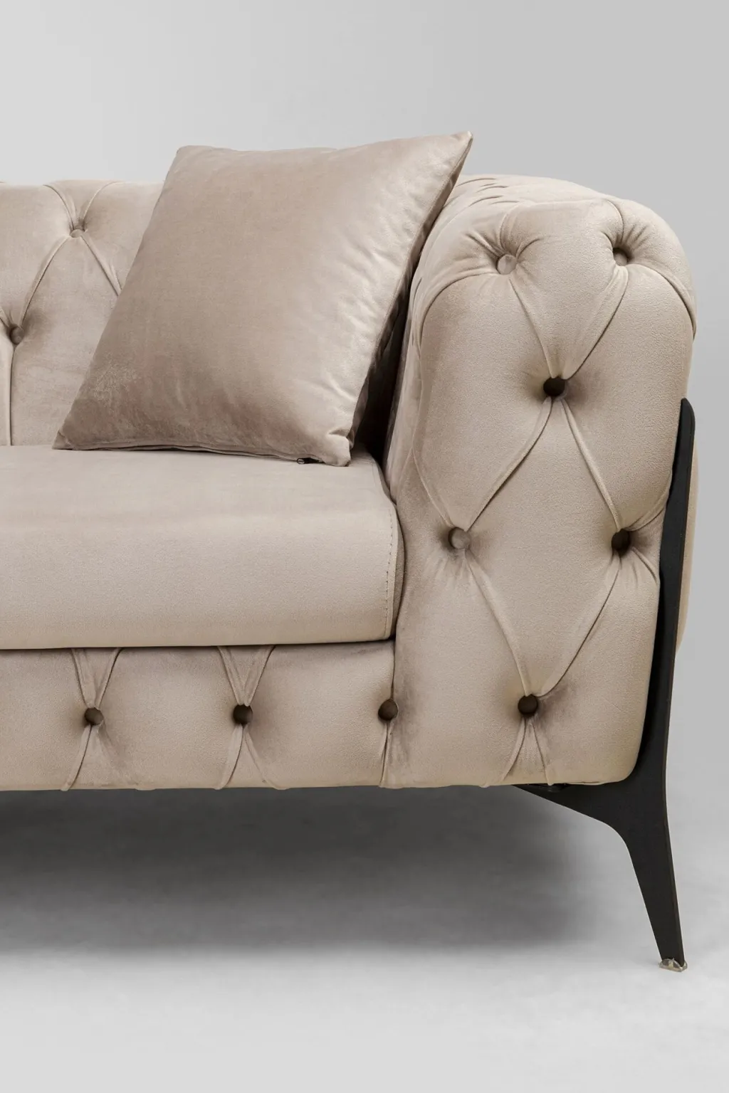 bellissima_velvet_kulmasohva_taupe_vasen_xcm_1.webp Olohuone | Kulmasohvat>KARE Design Bellissima Velvet Kulmasohva Taupe Vasen 180x240cm