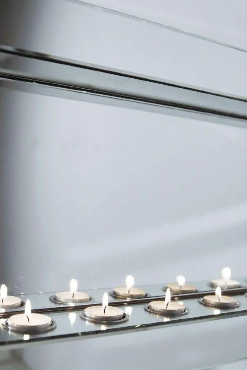 big_beauty_candle_light_peili_x_1.webp Peilit>KARE Design Big Beauty Candle Light Peili 90x35