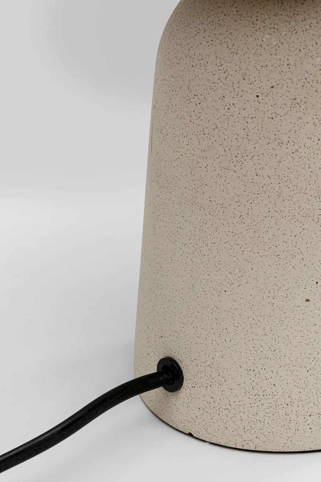 bollie_beige_pytvalaisin_cm_2.webp Pöytävalaisimet>KARE Design Bollie Beige Pöytävalaisin 33cm