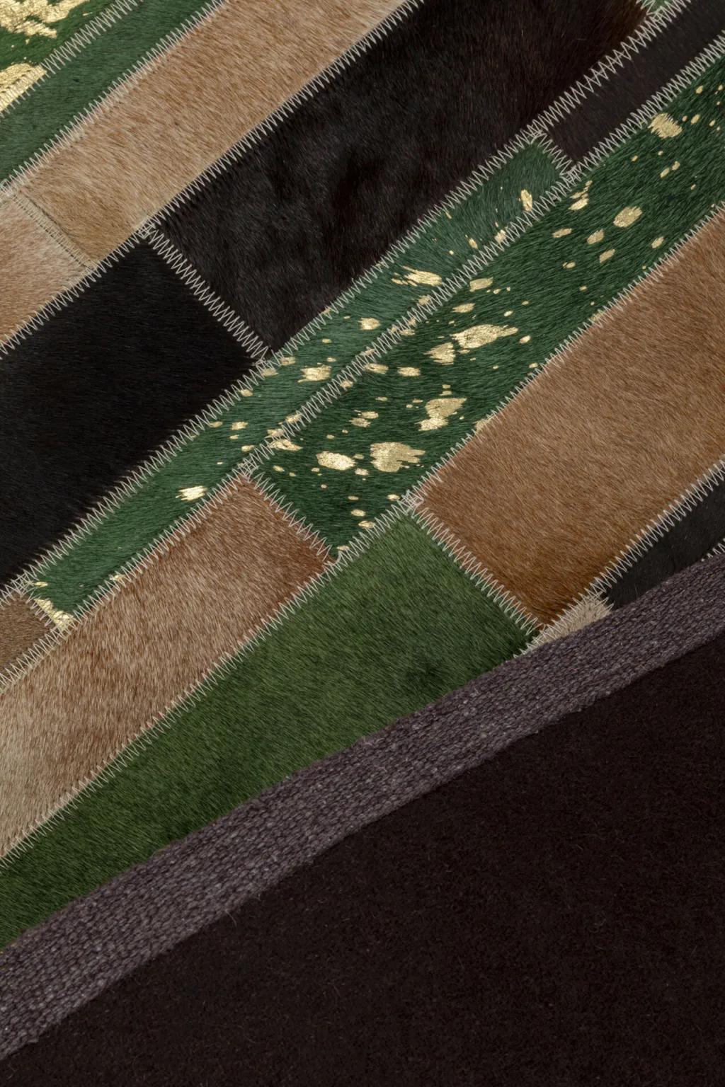 brick_lehmnnahka_matto_vihre_xcm_1.webp Matot>KARE Design Brick Lehmännahka Matto Vihreä 120x180cm
