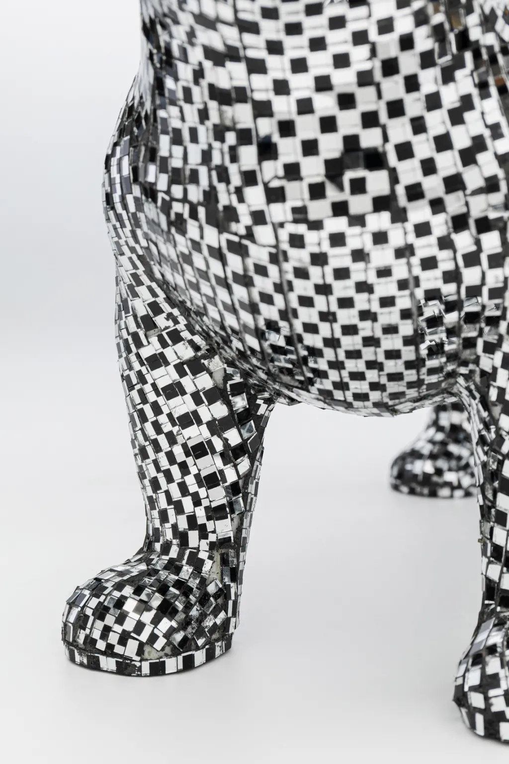 bulldog_disco_koira_koristeesine_cm_5.webp Koriste-Esineet>KARE Design Bulldog Disco Koira Koriste-esine 36cm