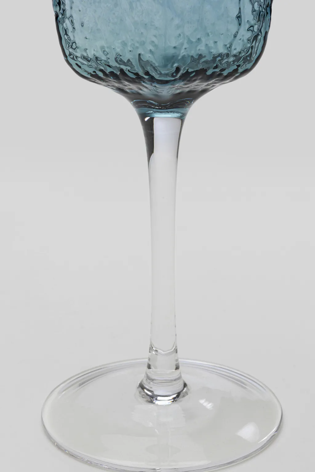 cascata_blue_punaviiinilasi_sininen_1.webp Viinilasit | Lasit>KARE Design Cascata Blue Punaviiinilasi Sininen