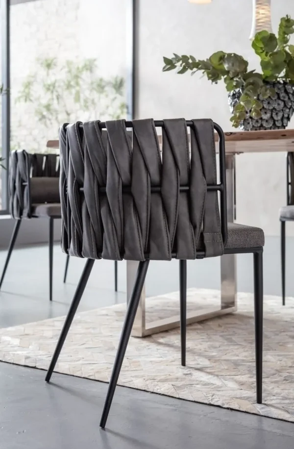 Tuolit>KARE Design Cheerio Tuoli Käsinojilla, Harmaa (sis. Tyynyn)