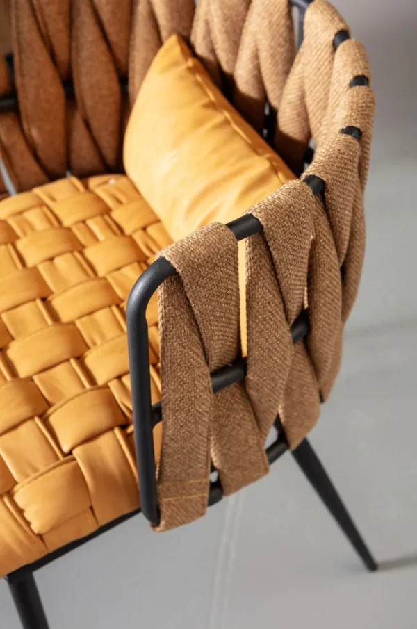 Tuolit>KARE Design Cheerio Tuoli Käsinojilla, Keltainen (sis. Tyynyn)