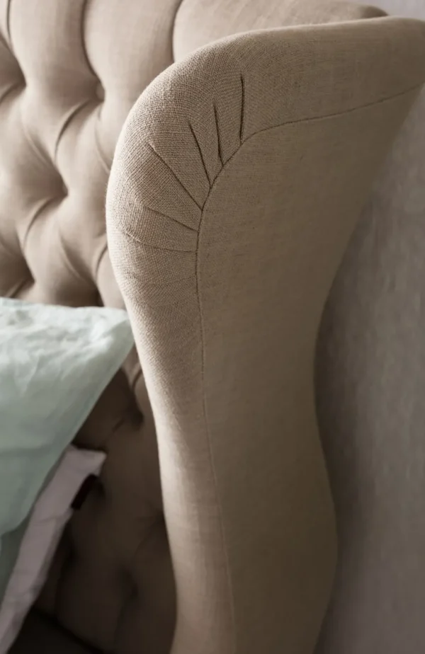 Sängyt>KARE Design City Spirit Linen Natural Sänky 180x200cm