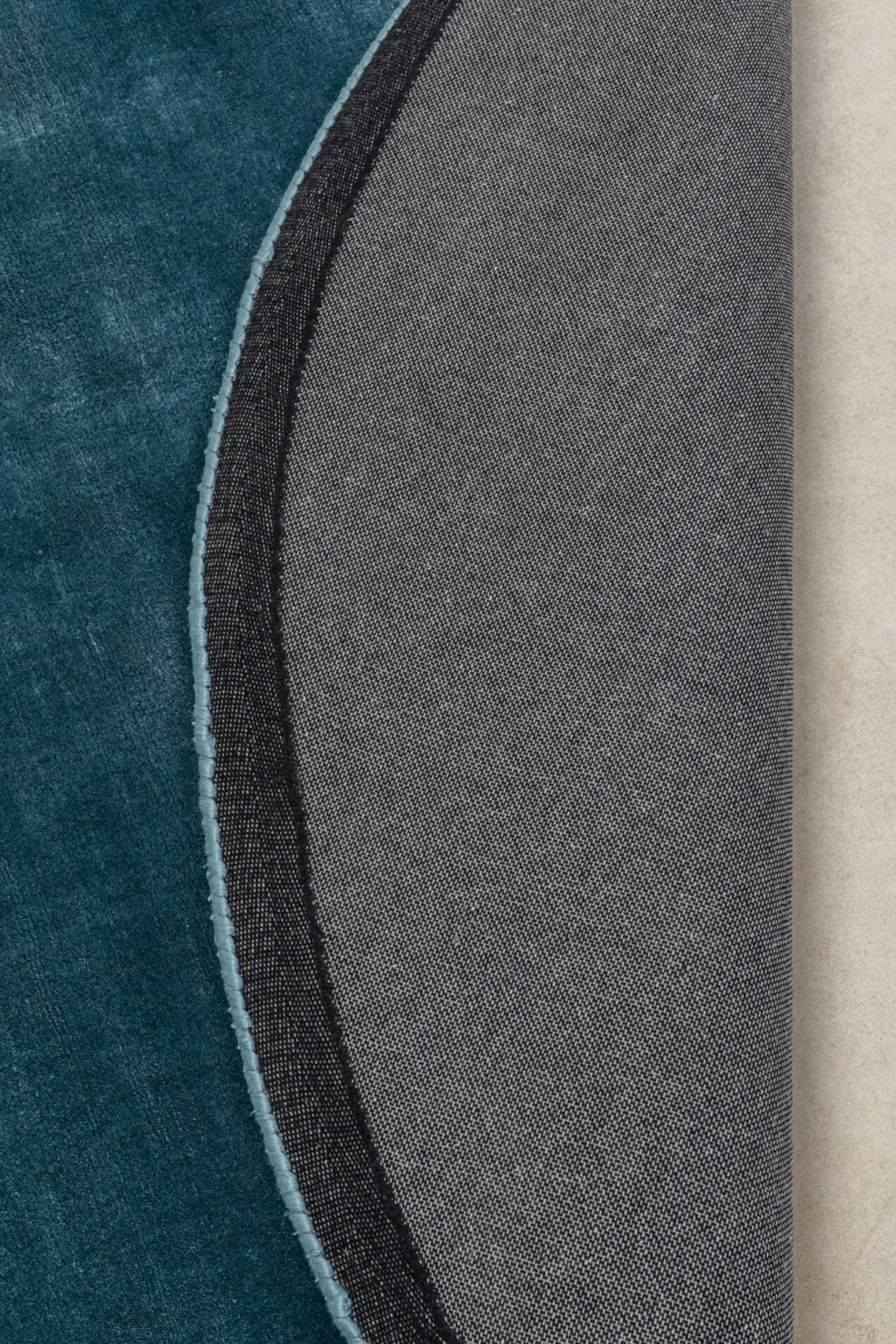 cosy_ocean_pyre_matto_merensininen_cm_1.webp Matot>KARE Design Cosy Ocean Pyöreä Matto, Merensininen Ø200cm