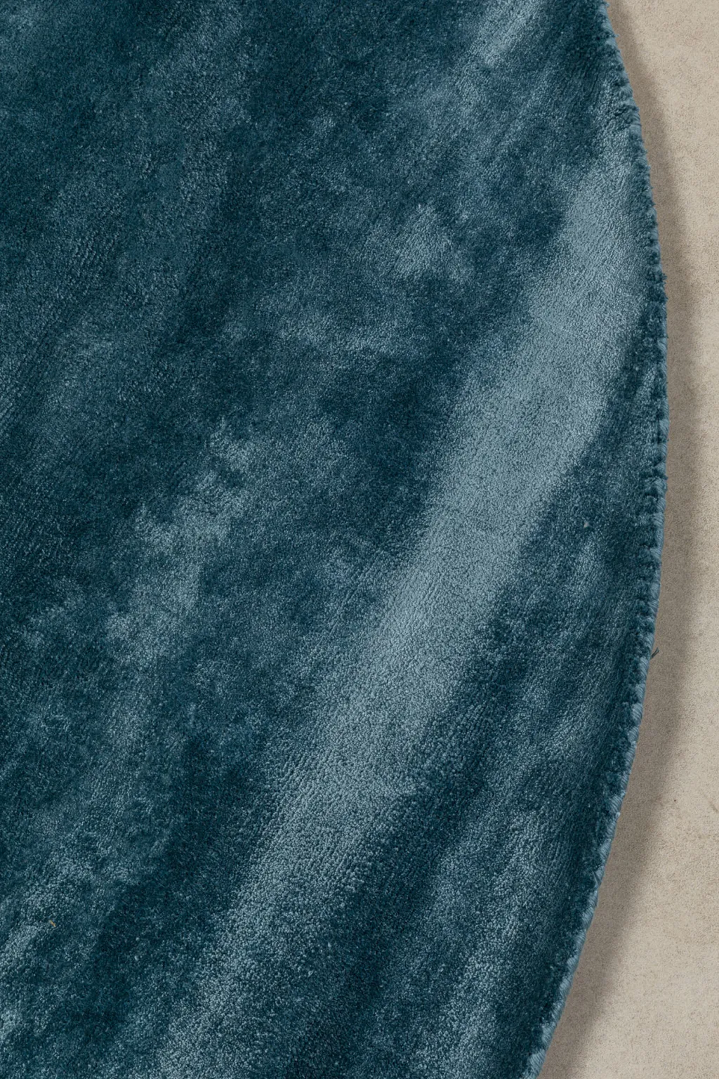 cosy_ocean_pyre_matto_merensininen_cm_3.webp Matot>KARE Design Cosy Ocean Pyöreä Matto, Merensininen Ø200cm