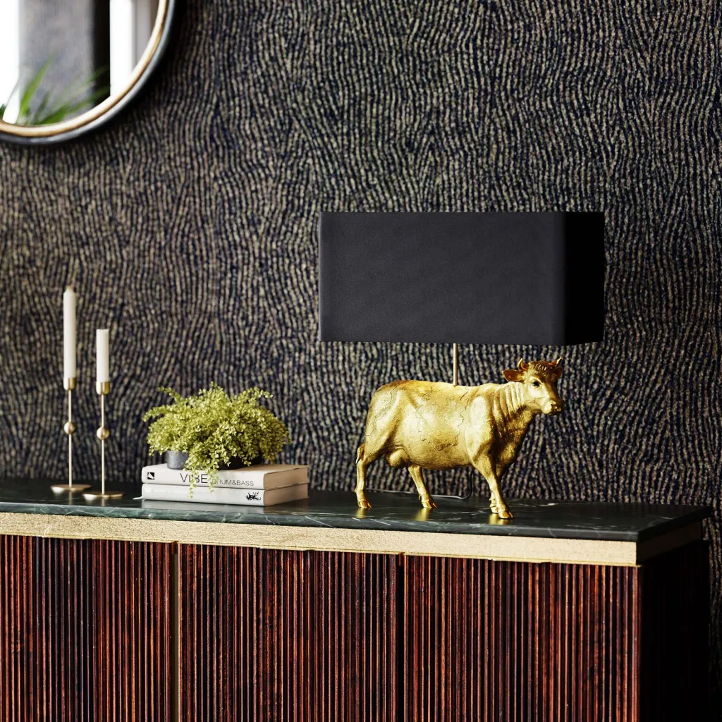 cow_gold_lehmpytvalaisin_kulta_cm_0.webp Pöytävalaisimet>KARE Design Cow Gold Lehmäpöytävalaisin, Kulta 52cm