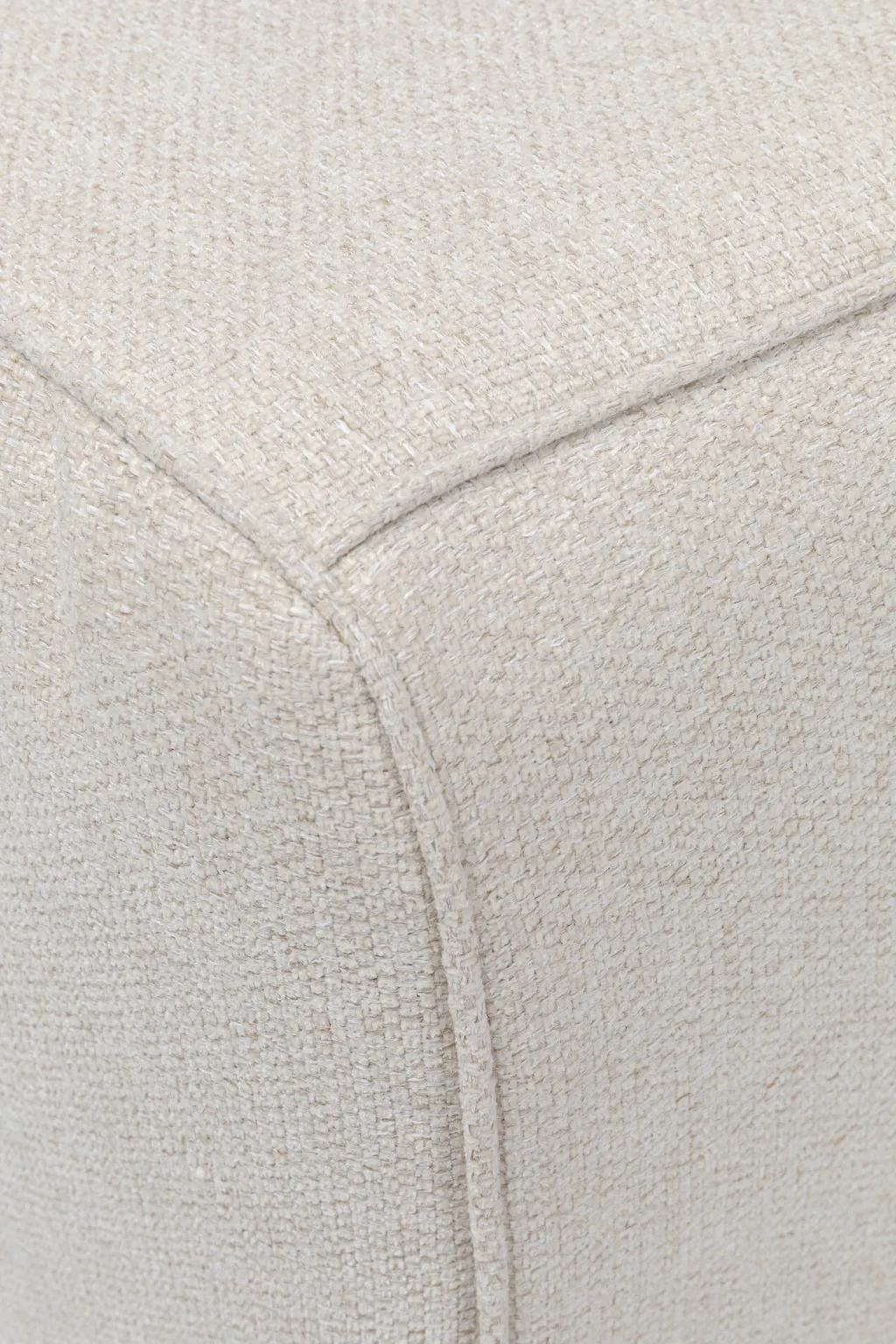 cubetto_sohva_istuttava__kermanvrinen_cm_6.webp Sohvat>KARE Design Cubetto Sohva 3-istuttava - Kermanvärinen 220cm