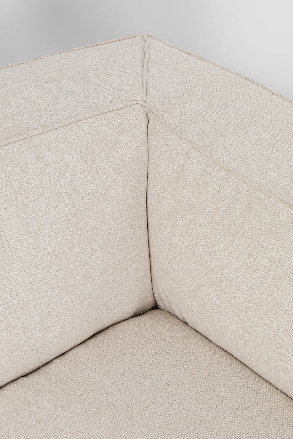 cubetto_sohva_istuttava__kermanvrinen_cm_7.webp Sohvat>KARE Design Cubetto Sohva 3-istuttava - Kermanvärinen 220cm