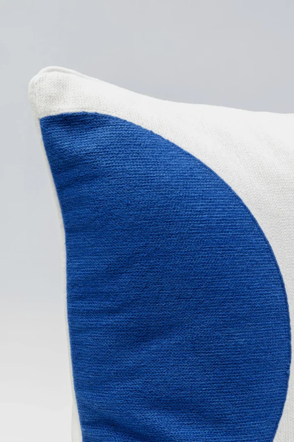 Sisustustyynyt>KARE Design Cushion Forma 50x50cm