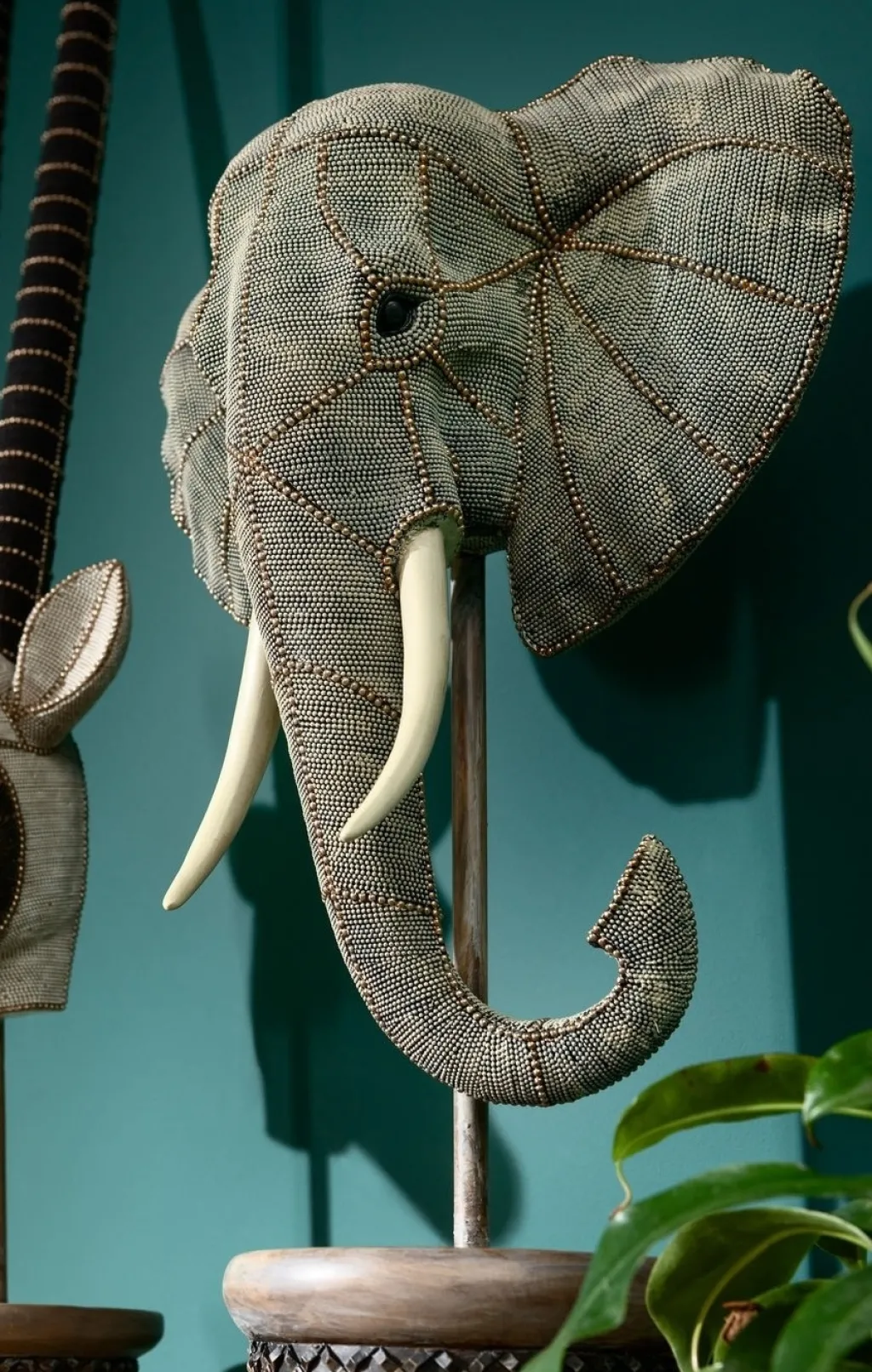 elephant_head_pearls_elefantti_koristeesine_cm_10.webp Koriste-Esineet>KARE Design Elephant Head Pearls Elefantti Koriste-esine 76cm