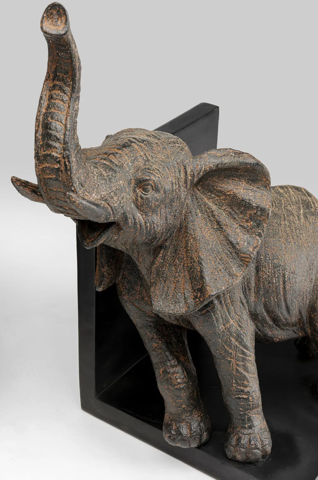 elephants_elefantti_kirjatuet_cm_setti_8.webp Kirjatuet>KARE Design Elephants Elefantti Kirjatuet 25cm (2/Setti)