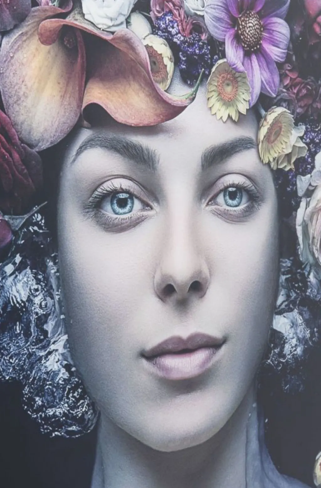 flower_art_lady_lasitaulu_xcm_4.webp Taulut>KARE Design Flower Art Lady Lasitaulu 80x80cm