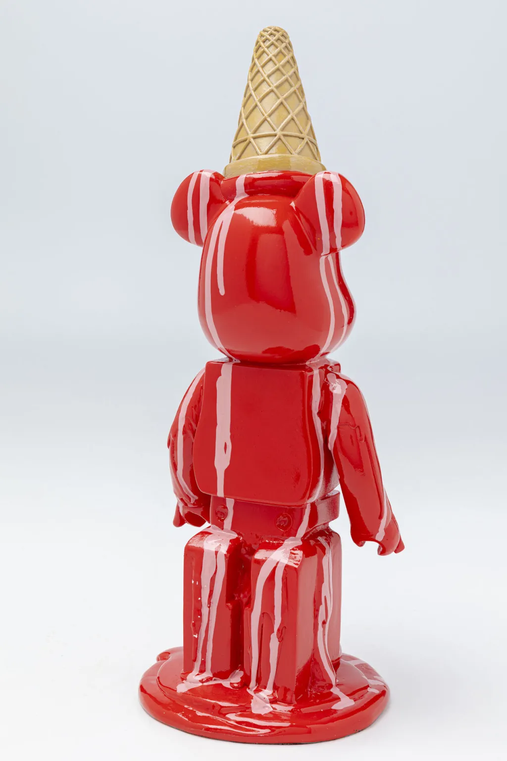 gelato_bear_jtel_karhu_koristeesine_punainen_cm_3.webp Koriste-Esineet>KARE Design Gelato Bear Jäätelö Karhu Koriste-esine, Punainen 40cm