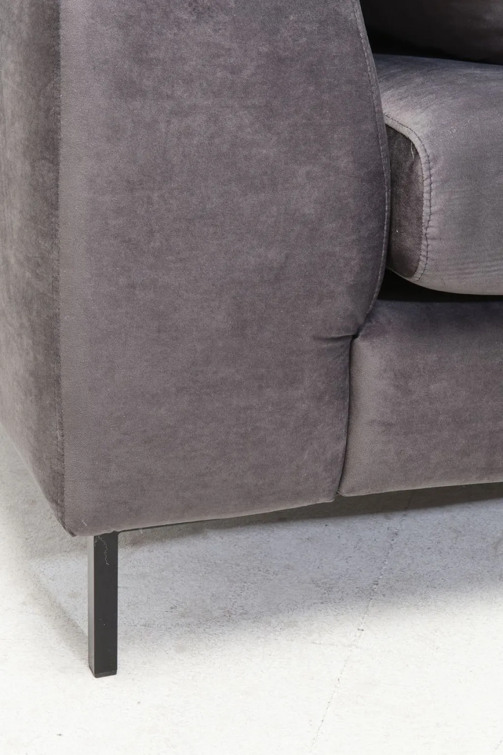 gianni_velvet_kulmasohva__harmaa_musta_oikea_3.webp Kulmasohvat>KARE Design Gianni Velvet Kulmasohva - Harmaa, Musta, Oikea