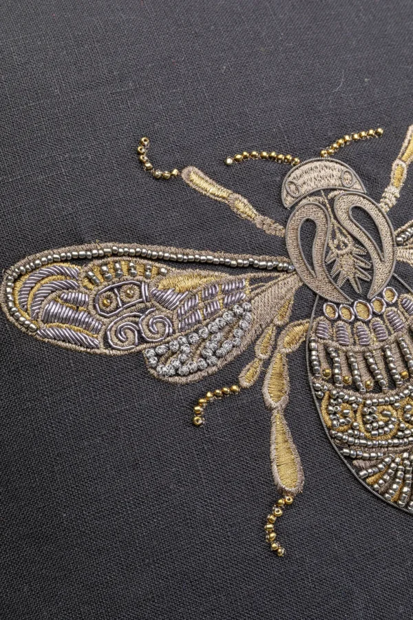 Sisustustyynyt>KARE Design Glitter Bee Mehiläinen Tyyny 40x40cm