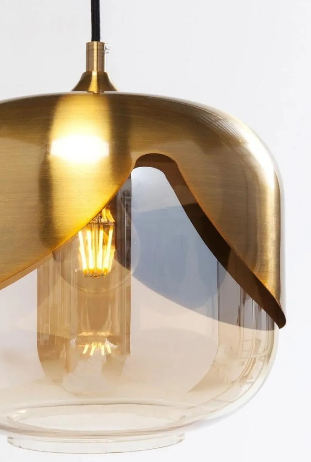 golden_goblet_riippuvalaisin_kulta_cm_5.webp Riippuvalaisimet>KARE Design Golden Goblet Riippuvalaisin, Kulta Ø25cm