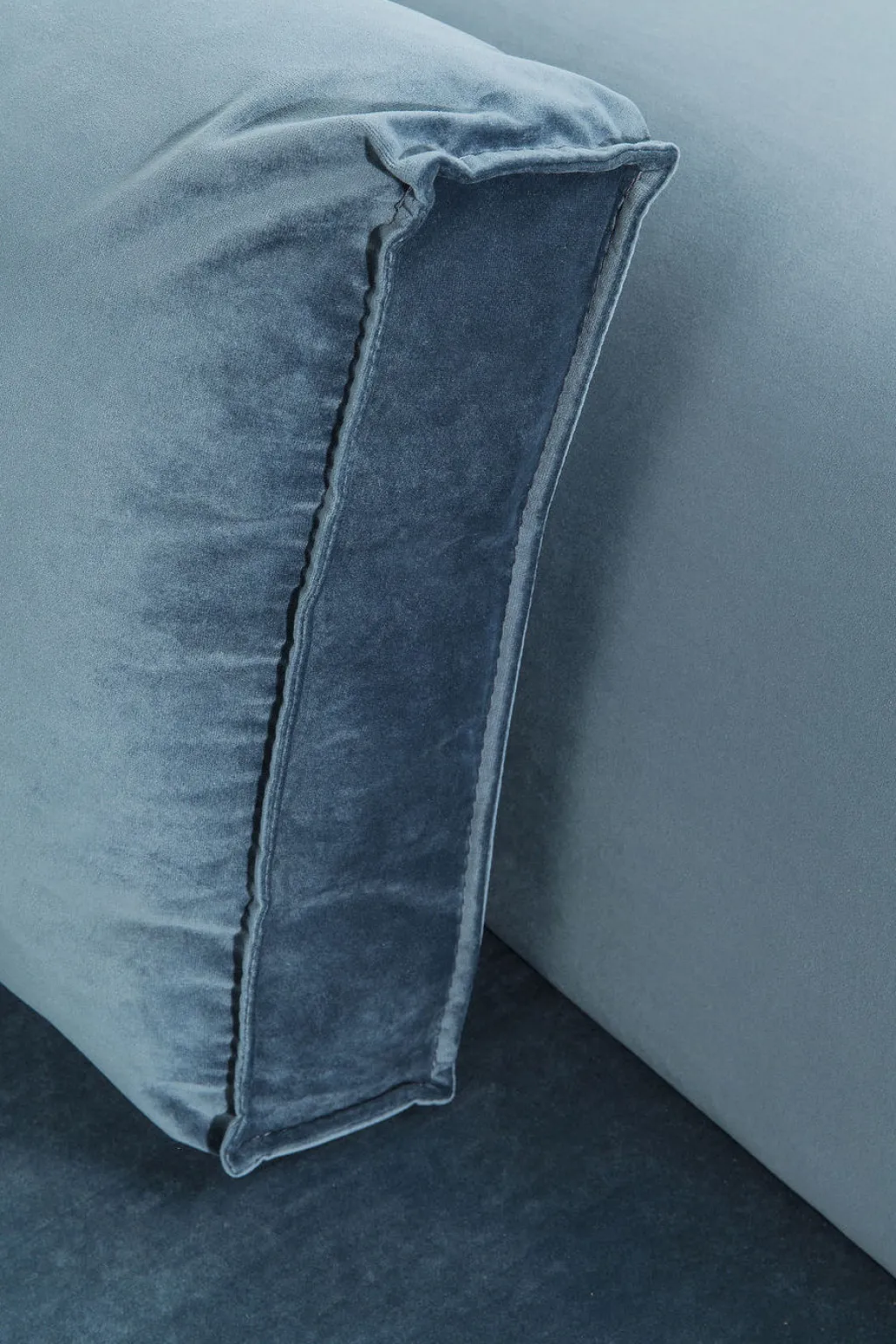 infinity_velvet_kulmasohva_ocean_oikea_7.webp Sohvat | Moduulisohvat>KARE Design Infinity Velvet Kulmasohva, Ocean, Oikea