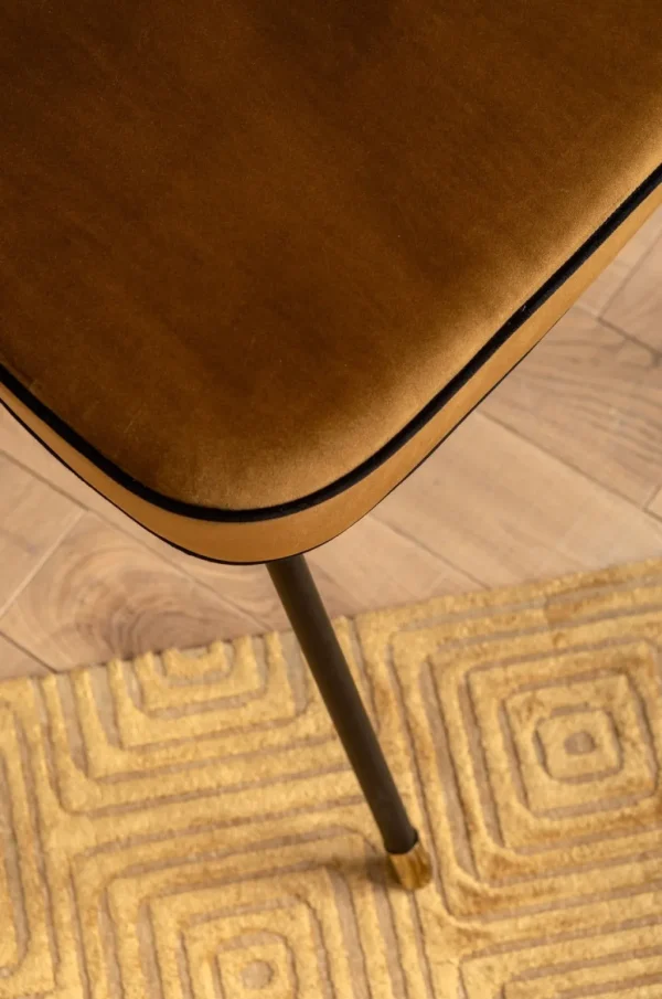 Tuolit>KARE Design Irina Tuoli