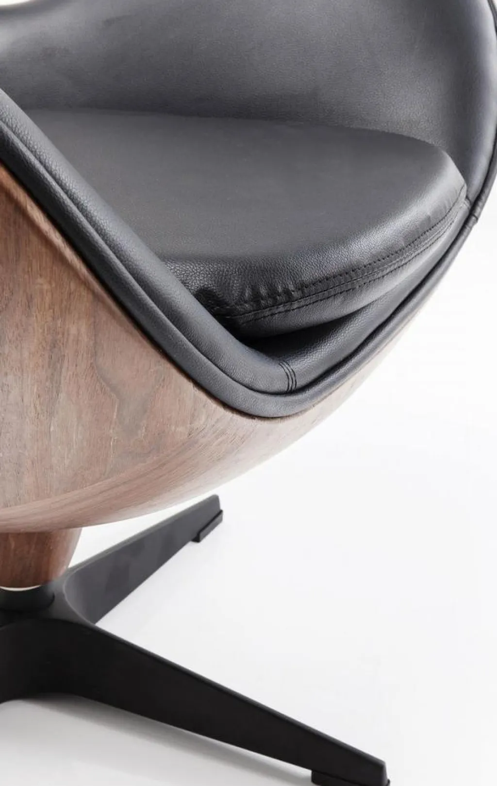 lounge_kntyv_nojatuoli_mustaphkin_5.webp Nojatuolit>KARE Design Lounge Kääntyvä Nojatuoli, Musta/pähkinä