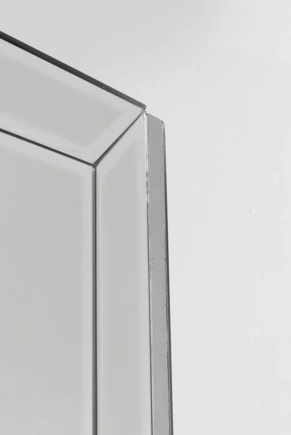 Baarit>KARE Design Luxury Baarikaappi
