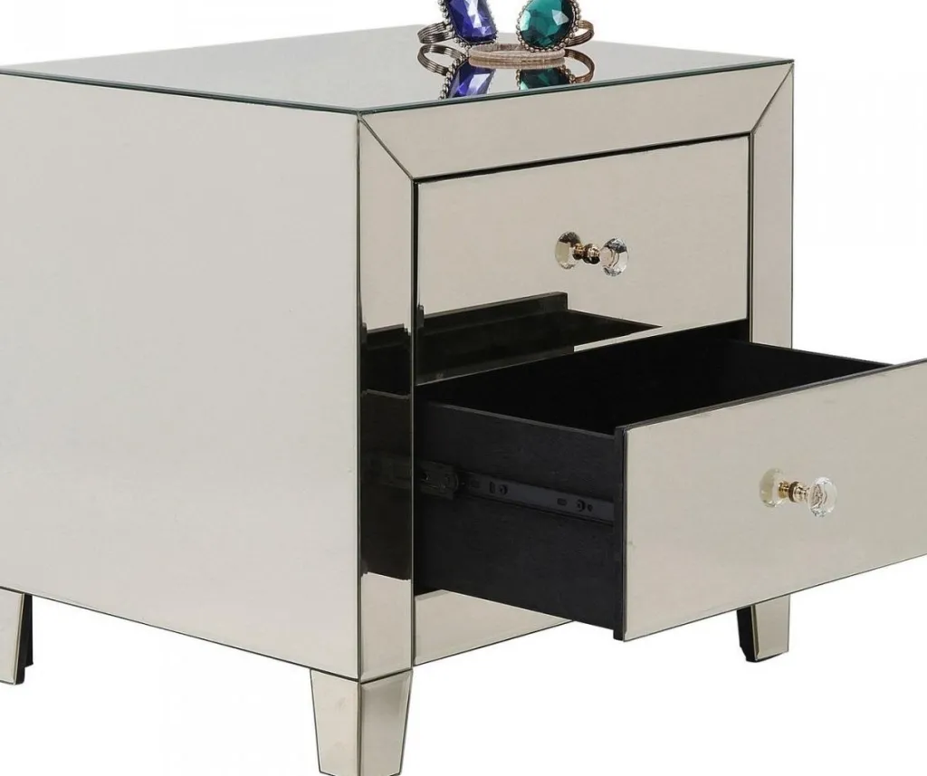 luxury_pearl_pieni_lipasto_ypyt__laatikkoa_3.webp Yöpöydät>KARE Design Luxury Pearl Pieni Lipasto, Yöpöytä, 2 Laatikkoa