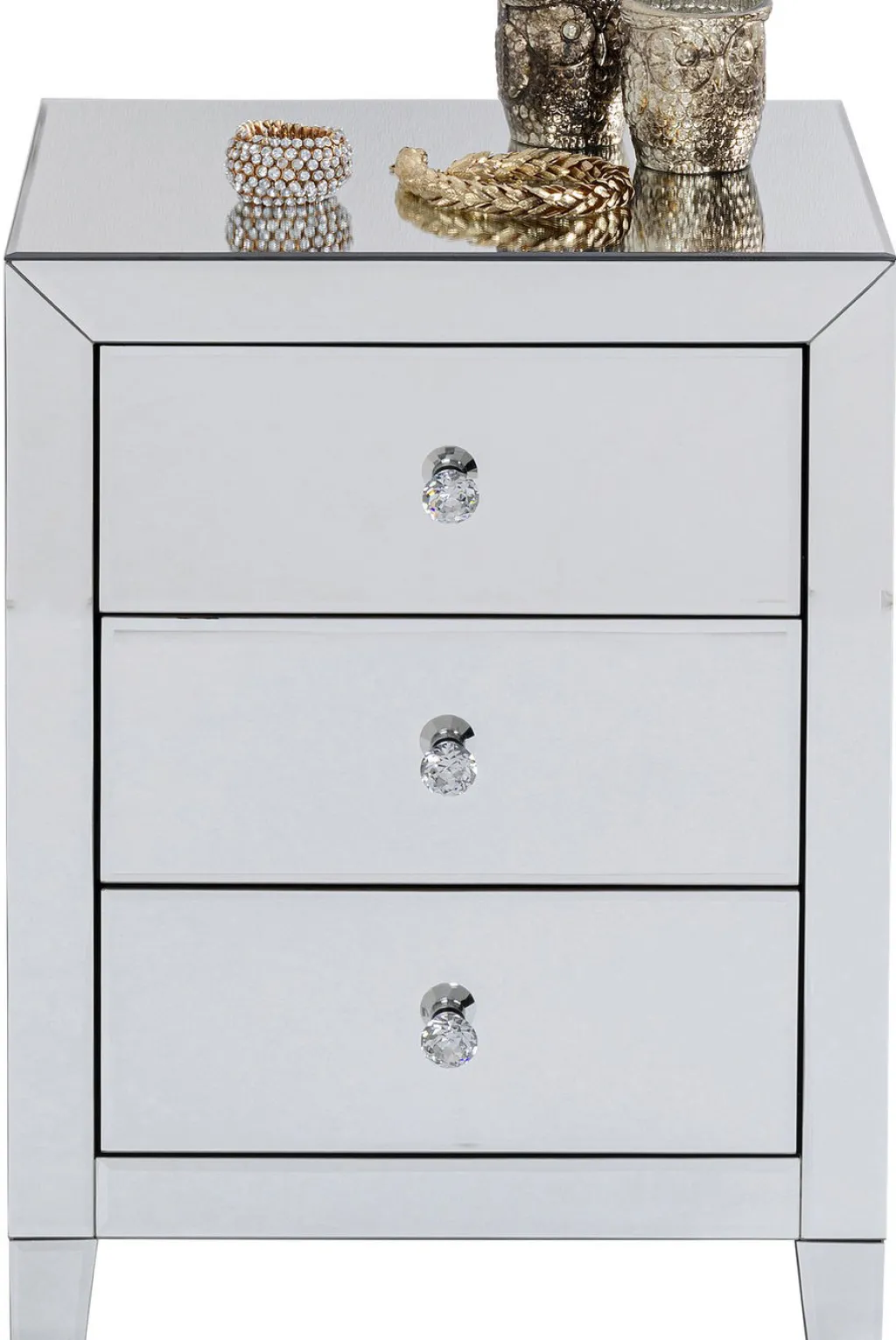 luxury_pieni_lipasto_ypyt__laatikkoa_3.webp Yöpöydät>KARE Design Luxury Pieni Lipasto, Yöpöytä, 3 Laatikkoa