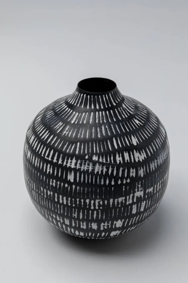 Maljakot>KARE Design Madalin Maljakko 24cm