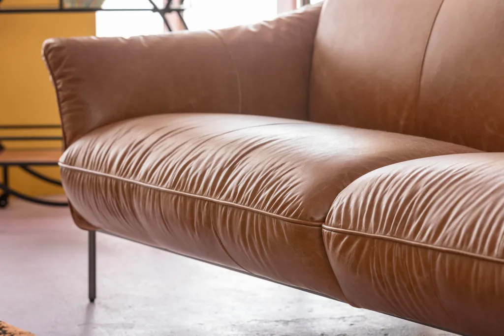 napa_nahkasohva_ruskea_cm_9.webp Sohvat | Olohuone>KARE Design Napa Nahkasohva, Ruskea 226cm
