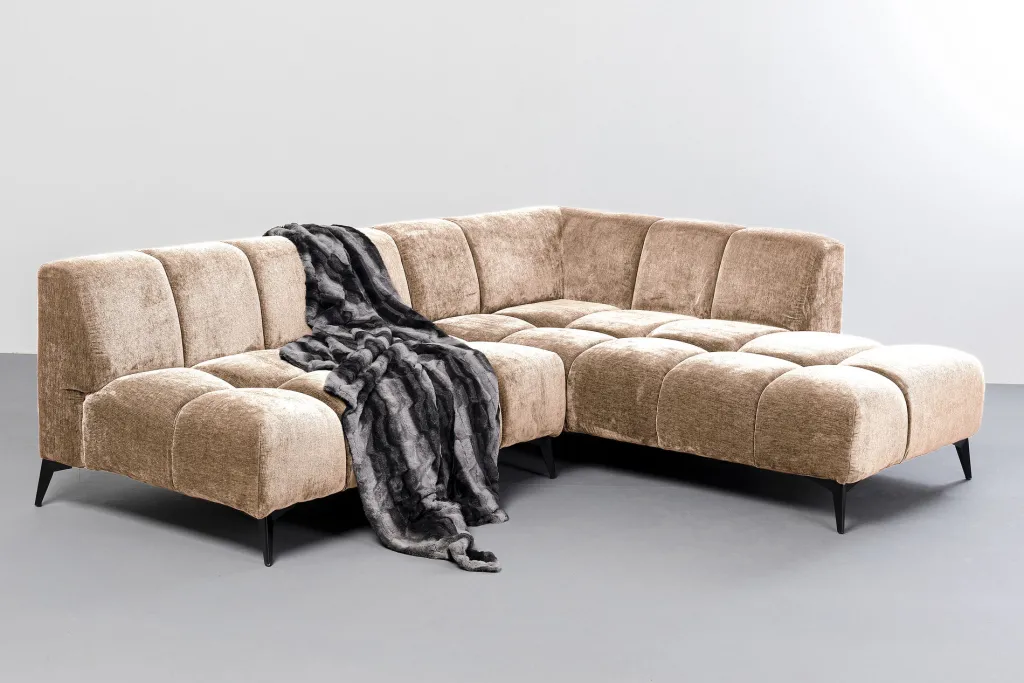 nia_kulmasohva_oikea_kermanvrinen_cm_1.webp Olohuone | Kulmasohvat>KARE Design Nia Kulmasohva Oikea, Kermanvärinen 250cm