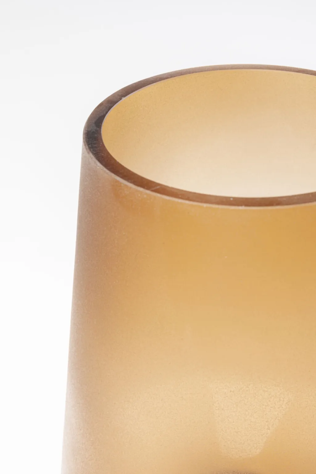 noble_ring_maljakko_matta_meripihka_cm_1.webp Olohuone>KARE Design Noble Ring Maljakko, Matta Meripihka 26cm