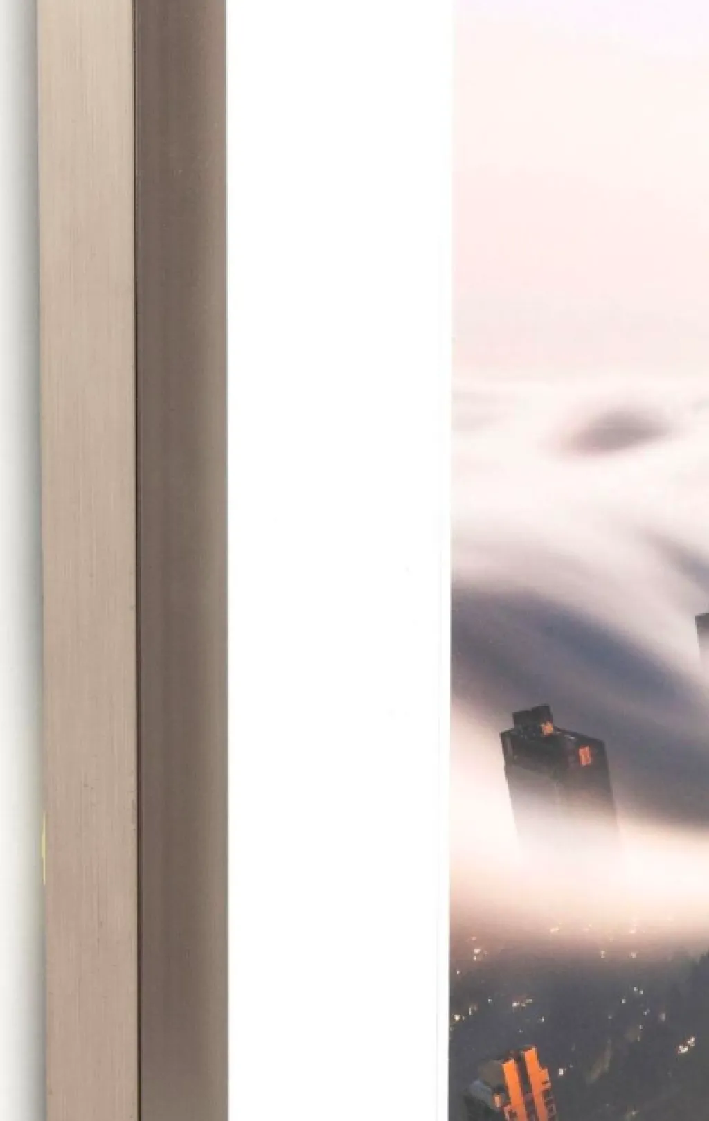 ny_storm_kehystetty_taulu_xcm_2.webp Olohuone>KARE Design NY Storm Kehystetty Taulu 90x100cm