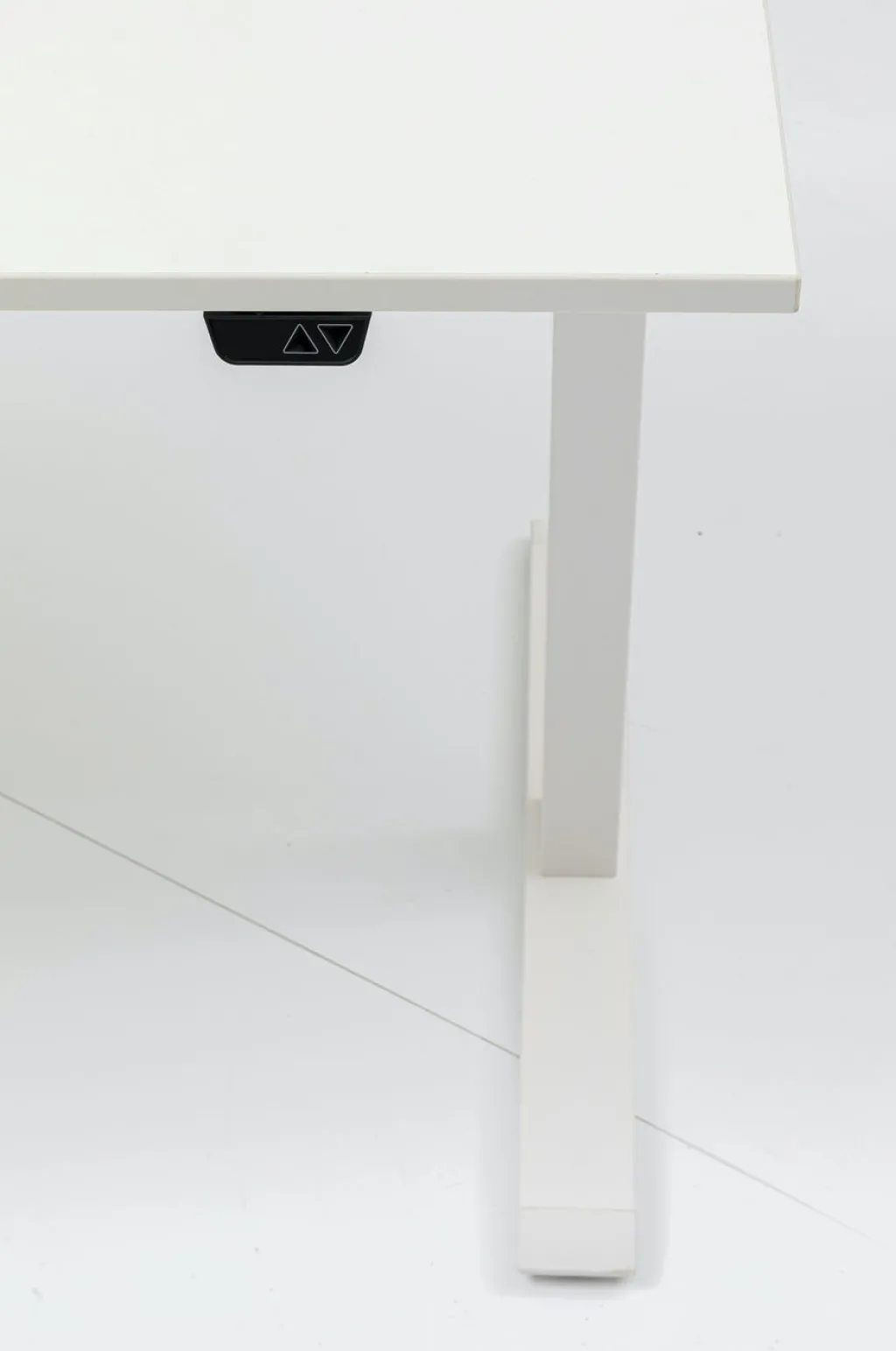office_white_white_toimistopyt_typyt_xcm_7.webp Työpöydät>KARE Design Office White White Toimistopöytä, Työpöytä 160x80cm