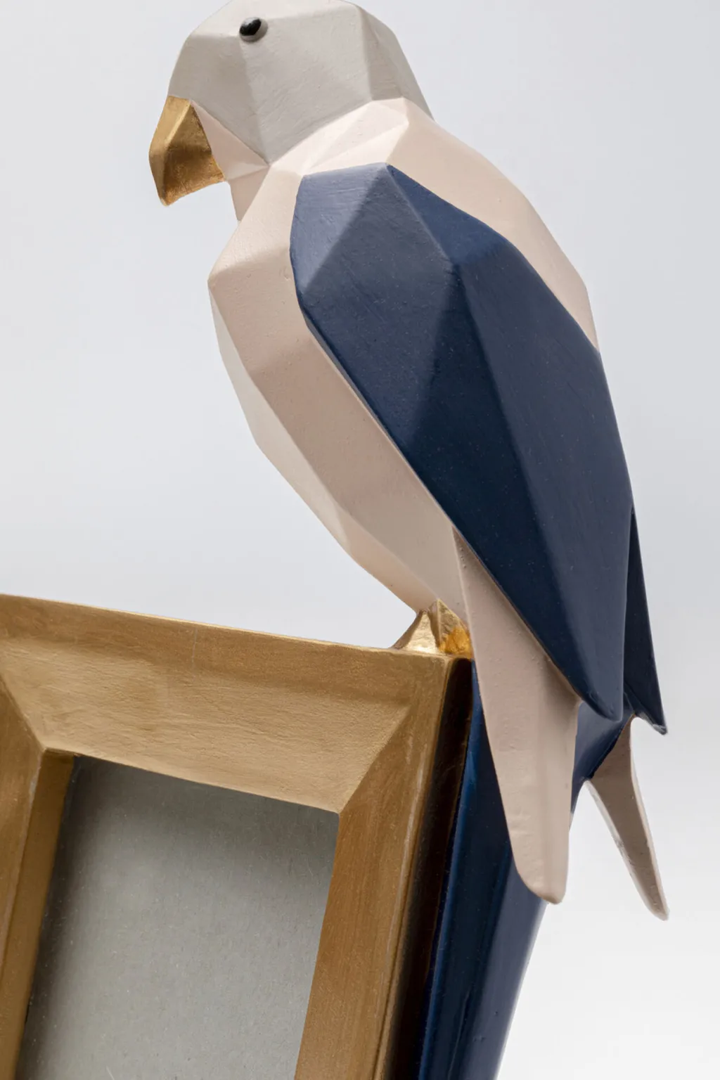 origami_parrot_valokuvakehys_xcm_2.webp Valokuvakehykset>KARE Design Origami Parrot Valokuvakehys 13x18cm