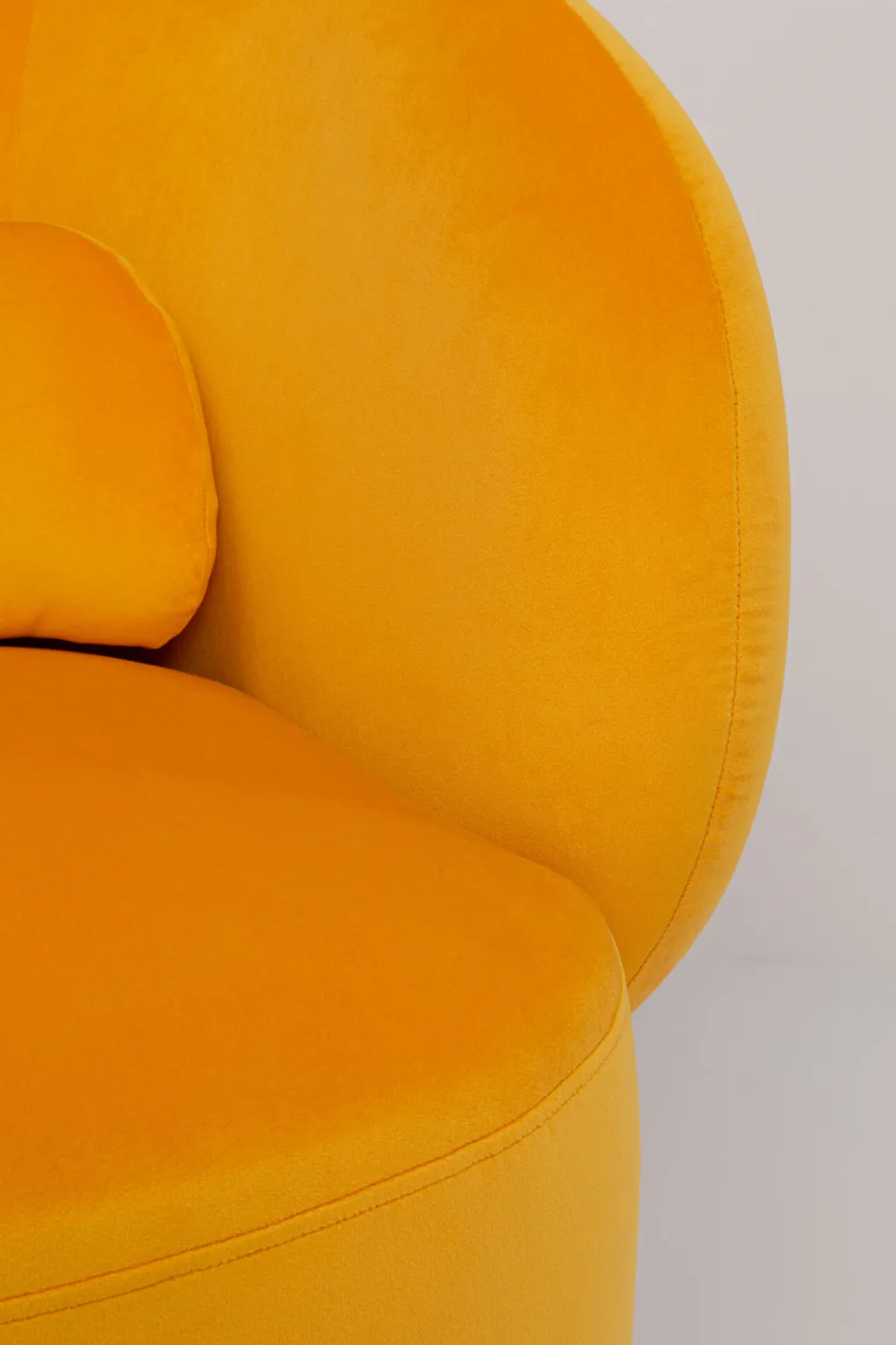 orion_yellow_pyriv_nojatuoli_keltainen_4.webp Nojatuolit>KARE Design Orion Yellow Pyörivä Nojatuoli, Keltainen