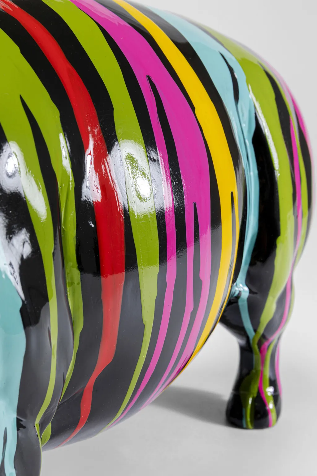 pig_holi_possu_koristeesine_cm_5.webp Koriste-Esineet>KARE Design Pig Holi Possu Koriste-esine 22cm