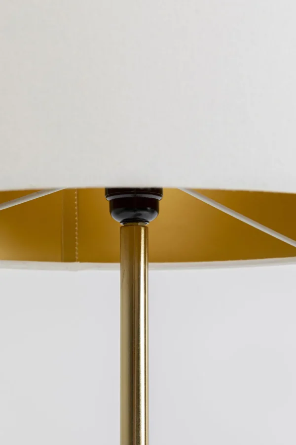 Lattiavalaisimet>KARE Design Posso Lattiavalaisin Sivupöydällä155cm
