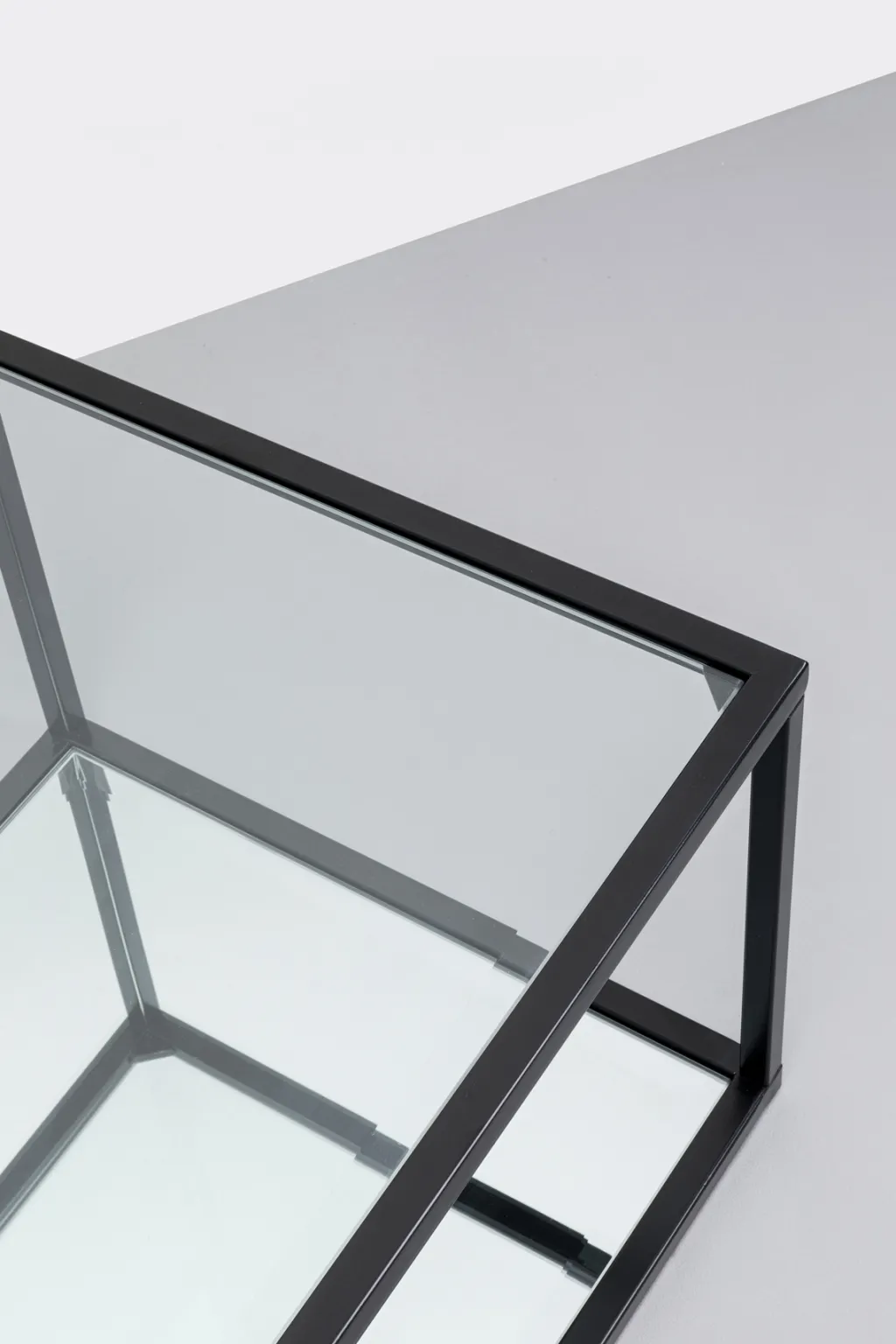 quadro_sivupyt_musta_xcm_6.webp Sohvapöydät>KARE Design Quadro Sivupöytä, Musta 50x50cm